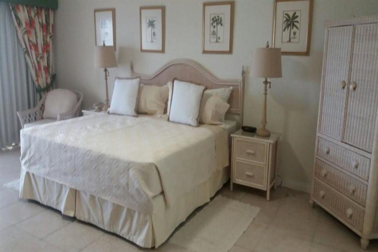 Coral Sands Beach Resort Bridgetown Extérieur photo
